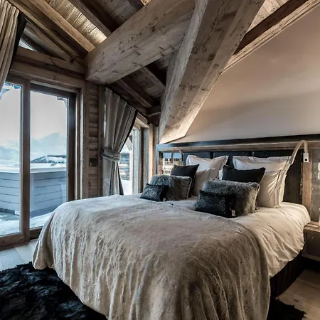 Summit Escape Chalet In Chalet *